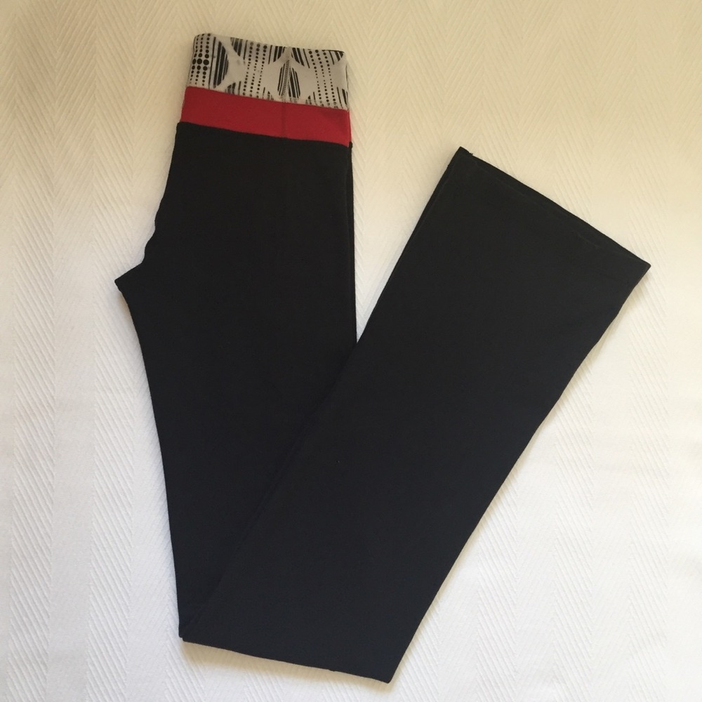 Lululemon Active Women’s Yoga Pants